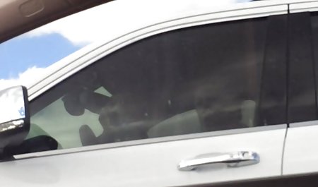 Kontol video bokep semi terbaru keinginan berambut merah pelacur menabrak oleh lucky pria yang lebih tua