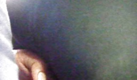 Aku videosemibokep babi-terikat dan tak berdaya apa-apa kecuali pakaian