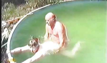 Lucu gadis Asia kentut di muka, orang bokep semi hot