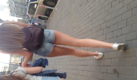 Saat-saat pribadi dari seorang semi sex bokep wanita yang sudah menikah.