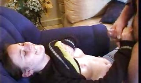 Pertama trio dua teman-teman dengan seorang gadis bokep semi bollywood dari