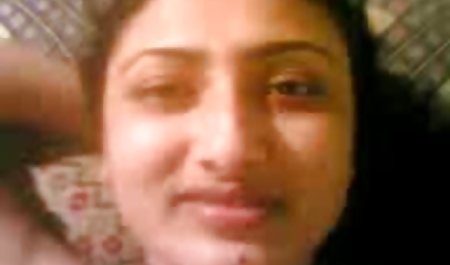 Oral ibu bokepsemionline tiri dengan senang hati menunjukkan keterampilan